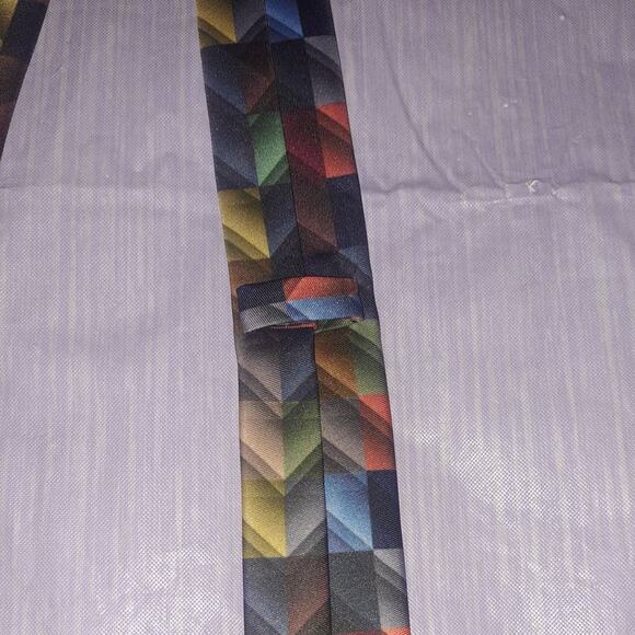 Boys Plaid Zig Zag Neck Tie & Matching Pocket Square - Picture 6 of 6